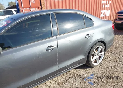 2014 Volkswagen Jetta 2.0L S из США, поврежденный, VIN 3VW2K7AJ0EM317104